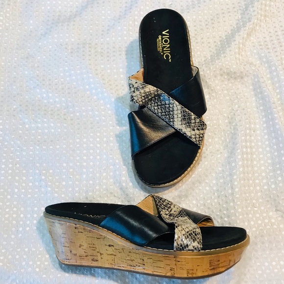 Vionic Montego Black Snake Print Comfort Wedge Orthoheel Slide Sandals SZ: 7 - Picture 2 of 6